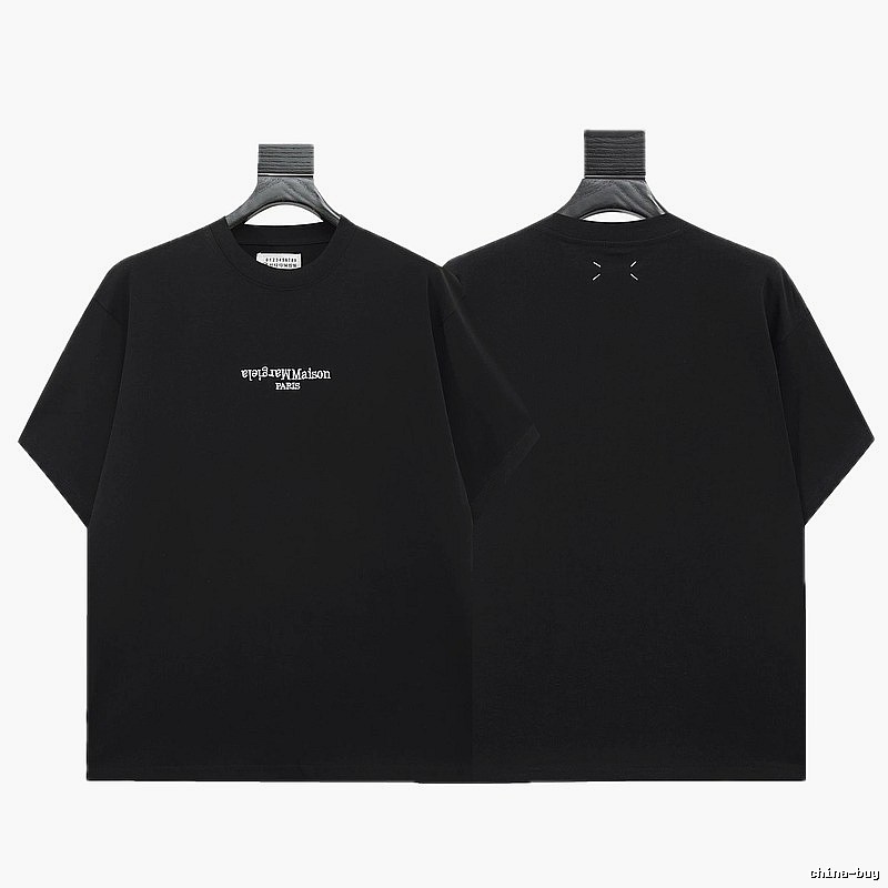 Maison Margiela Stitch Minimalist Style Black Short-sleeve T-shirt