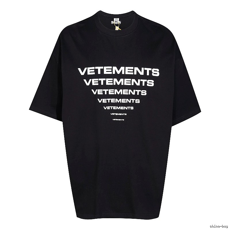 Urban Statement graphic T-shirt Black Colorful Lucky with Statement Pattern