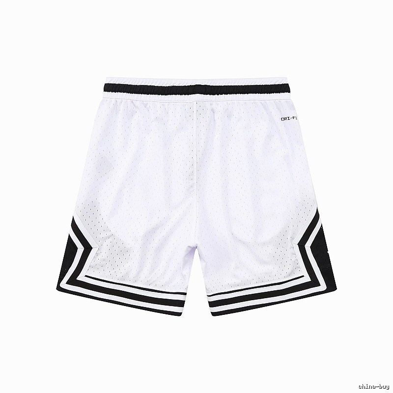 AJ sporty black and white shorts