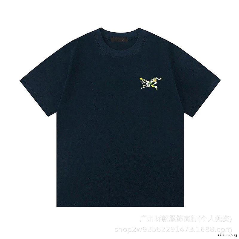 Arc'teryx Floral Embroidered Outdoor Style Navy T-Shirt