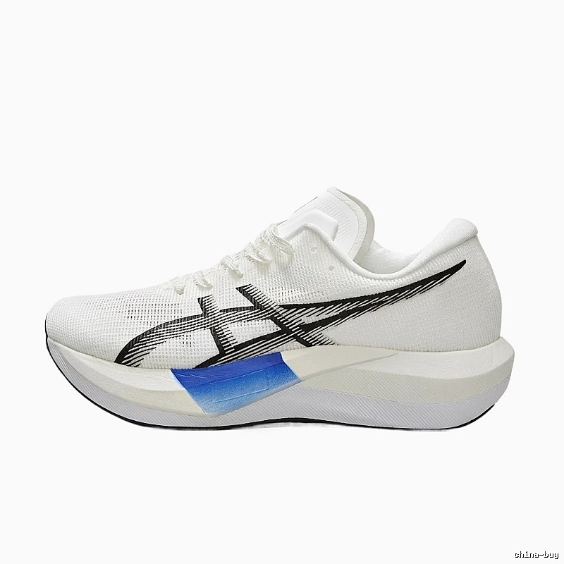 ASICS lightweight and fashionable white running shoes