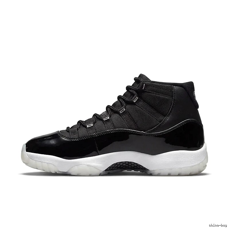 Cool Black Jordan 11 Sneakers