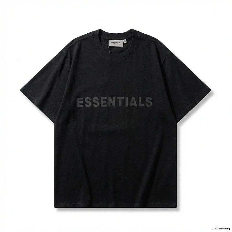 ESSENTIALS minimalist style black T-shirt