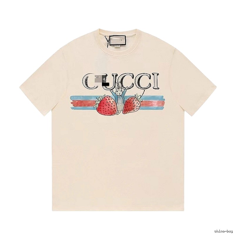 Gucci Strawberry Rabbit Print Vintage Off-white Short Sleeve T-Shirt
