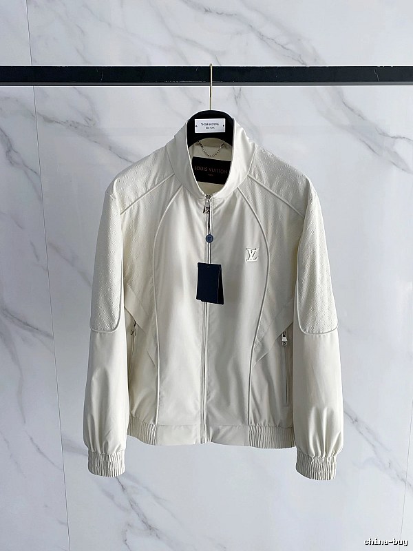 Light Jacket by Arc’teryx with Cream Zip Jacket with Small