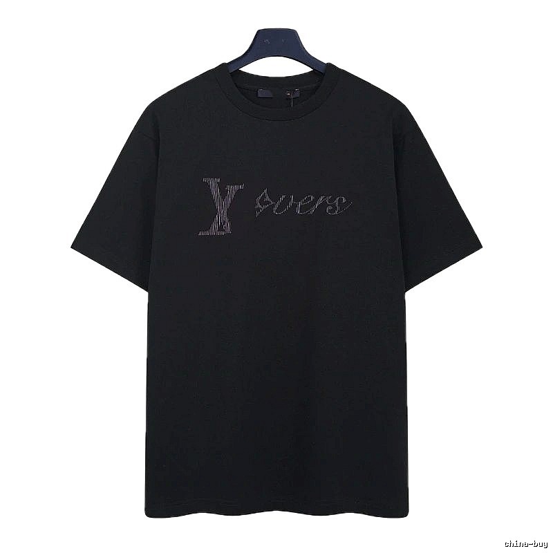 Louis Vuitton Trendy Black T-Shirt with Letter Embroidery