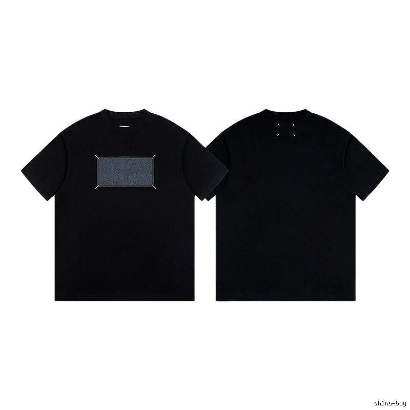 Maison Margiela Stitched Minimalist Style Black Short-sleeve T-shirt