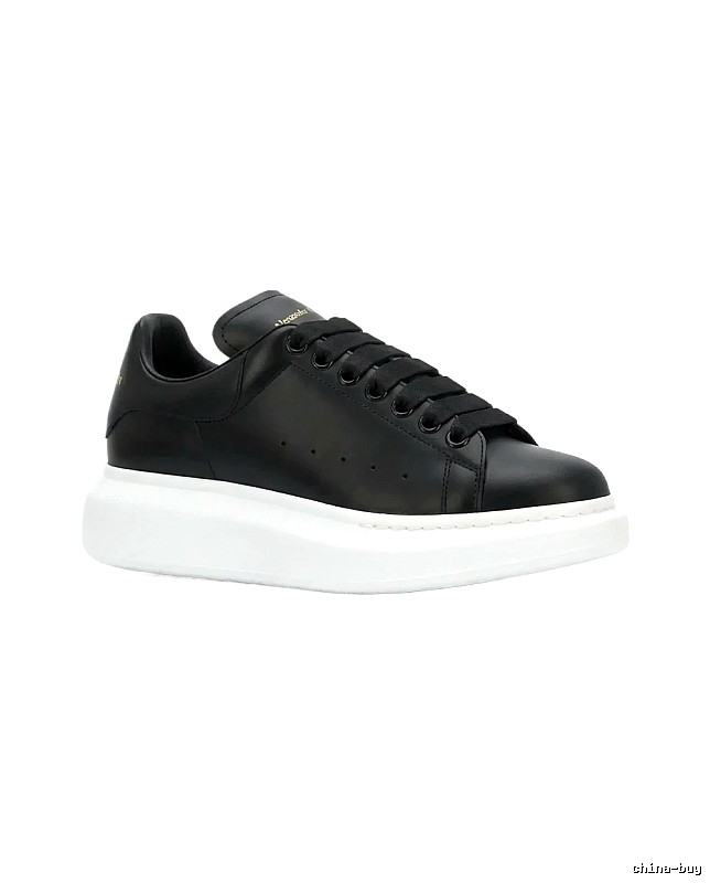 McQueen thick-soled casual style black shoes