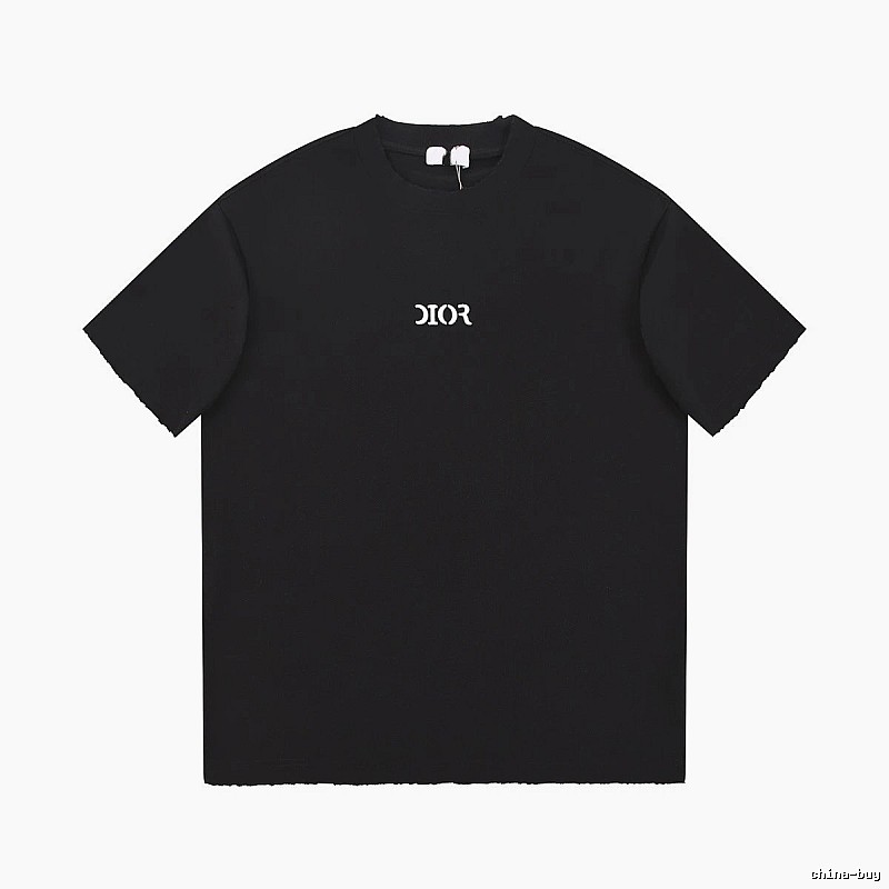 Minimalist Black Short-sleeve T-shirt with Dior Lettering