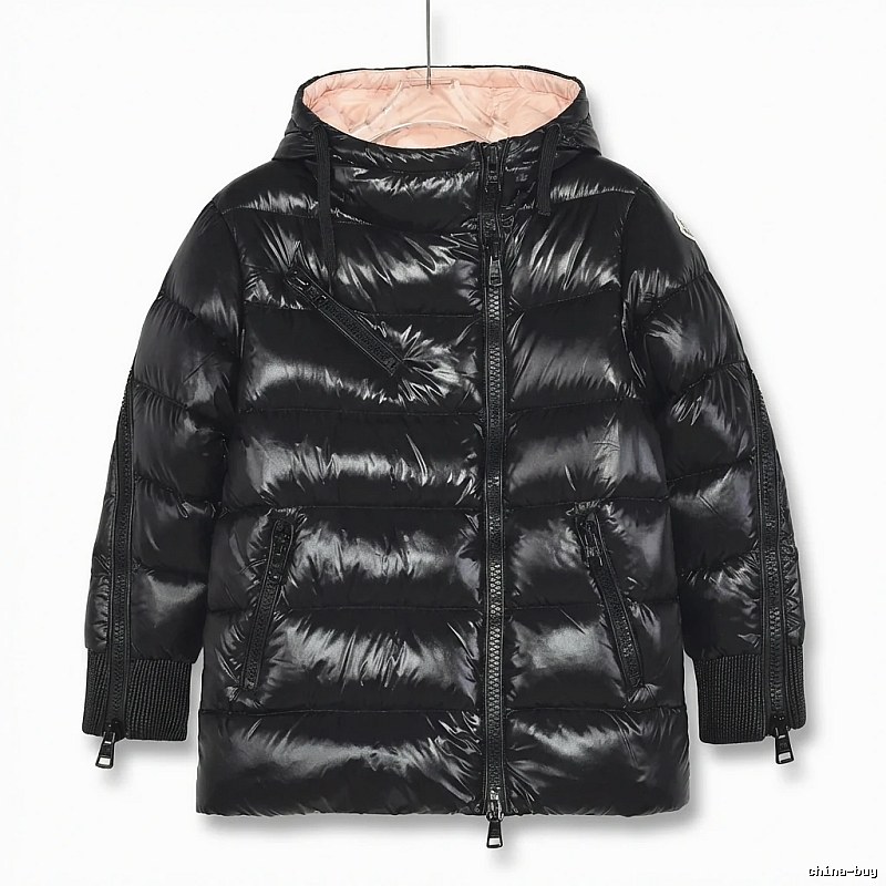Moncler shiny and stylish black down jacket