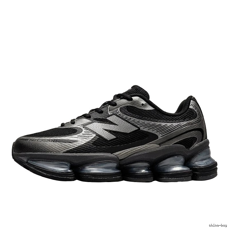 New Balance retro black and silver sports shoes