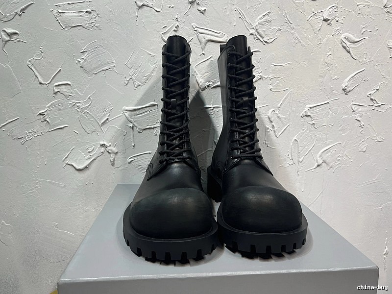 Plain Black Tall Lace-up Boot Combat Boot for Daily Rotation