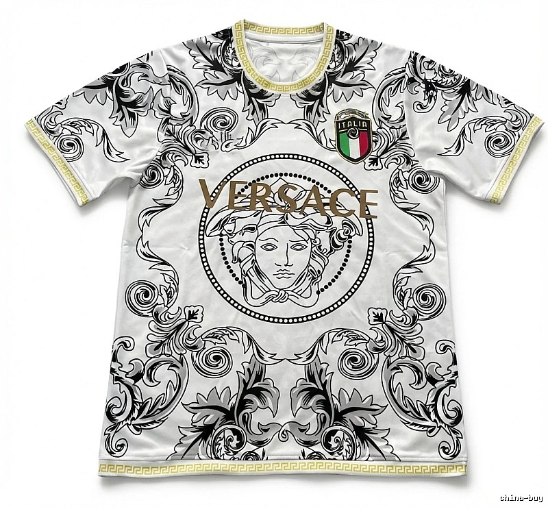 Stussy-printed trendy white T-shirt