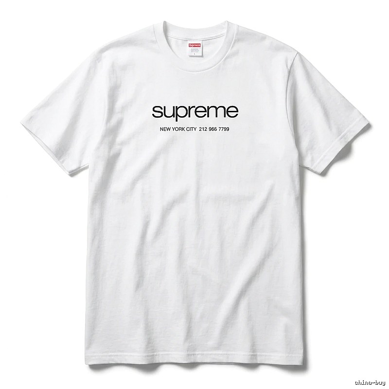 Supreme minimalist style white T-shirt