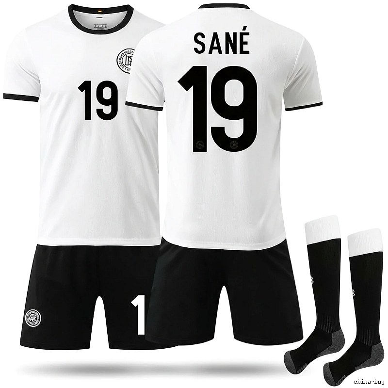 The simple black and white jersey of No. 19 of the German team.