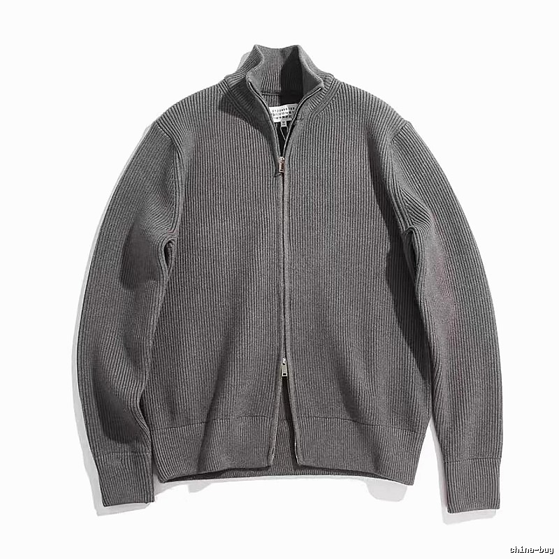 Travel Zip jacket Black Minimalist Full with Modern Look